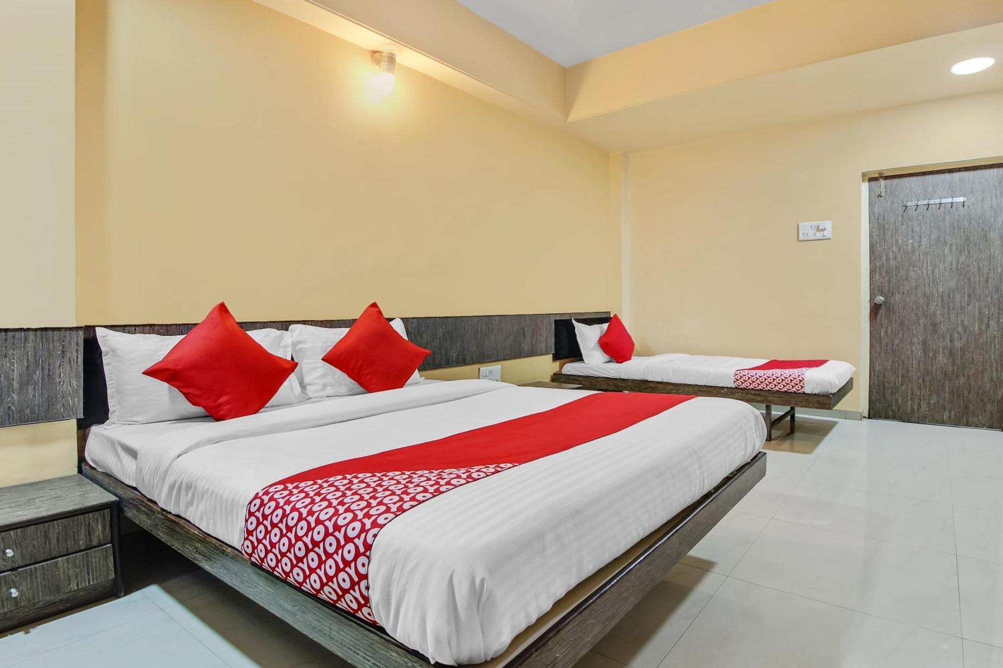 Hotel O Priyanka Residency Solapur Exterior foto